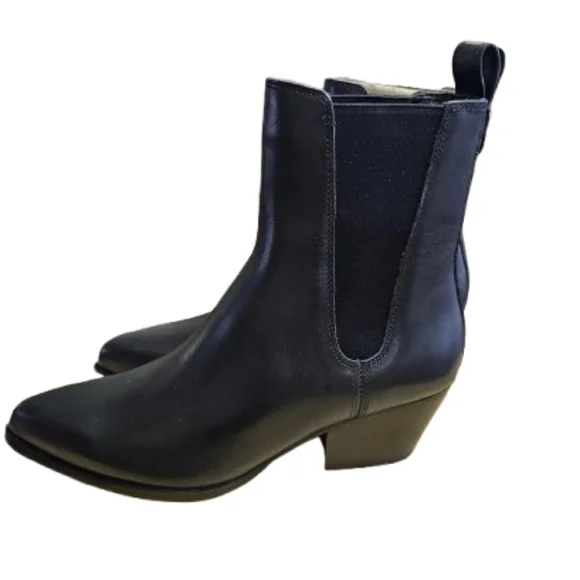 Michael Kors Kinlee Leather Bootie Size 7.5 - Picture 5 of 9